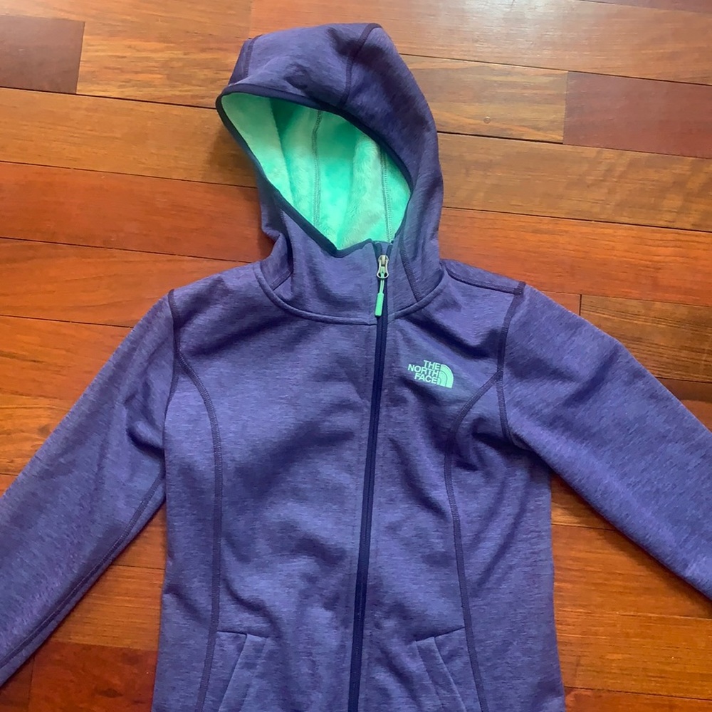 Women’s NorthFace Jacket!! NEW CONDITION